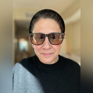 Gucci Tortoise shell Sunglasses for Women.